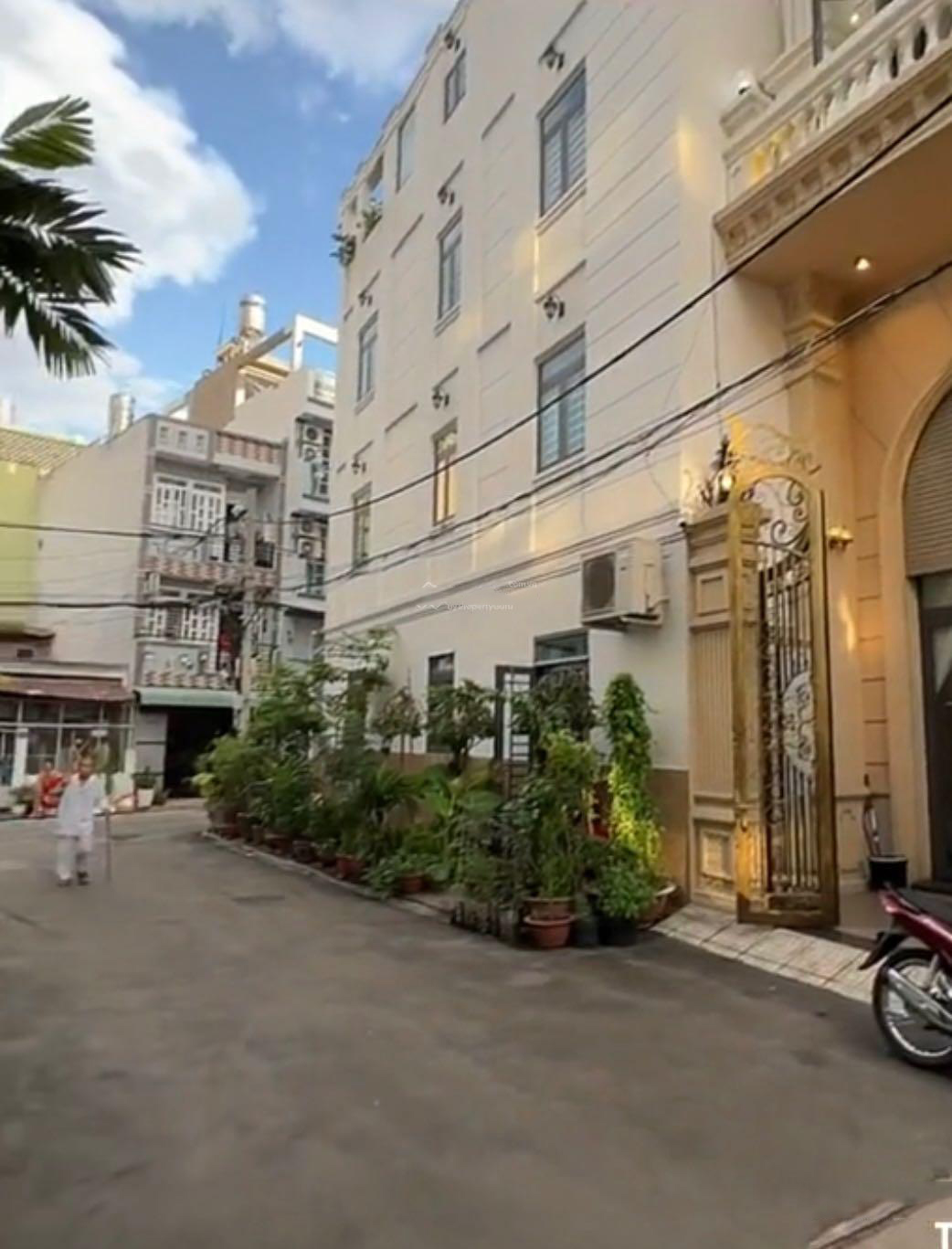 20240818094052-04e6_wm