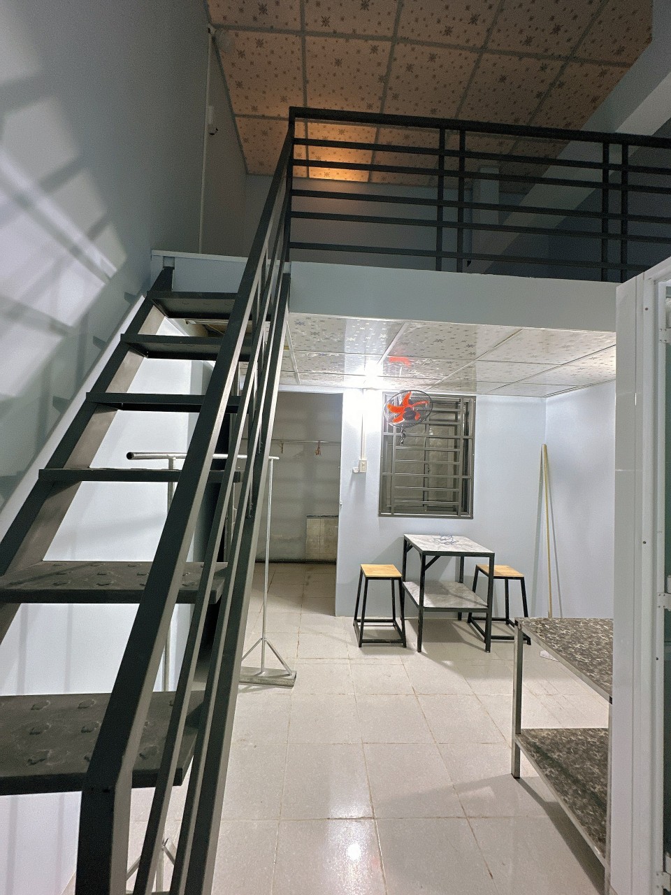 2459fbe91d1eb940e00f68