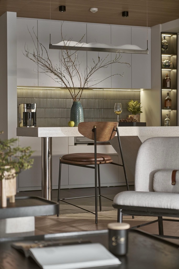 27pp-253788C4-lzni9huq_19_lzni9i8e