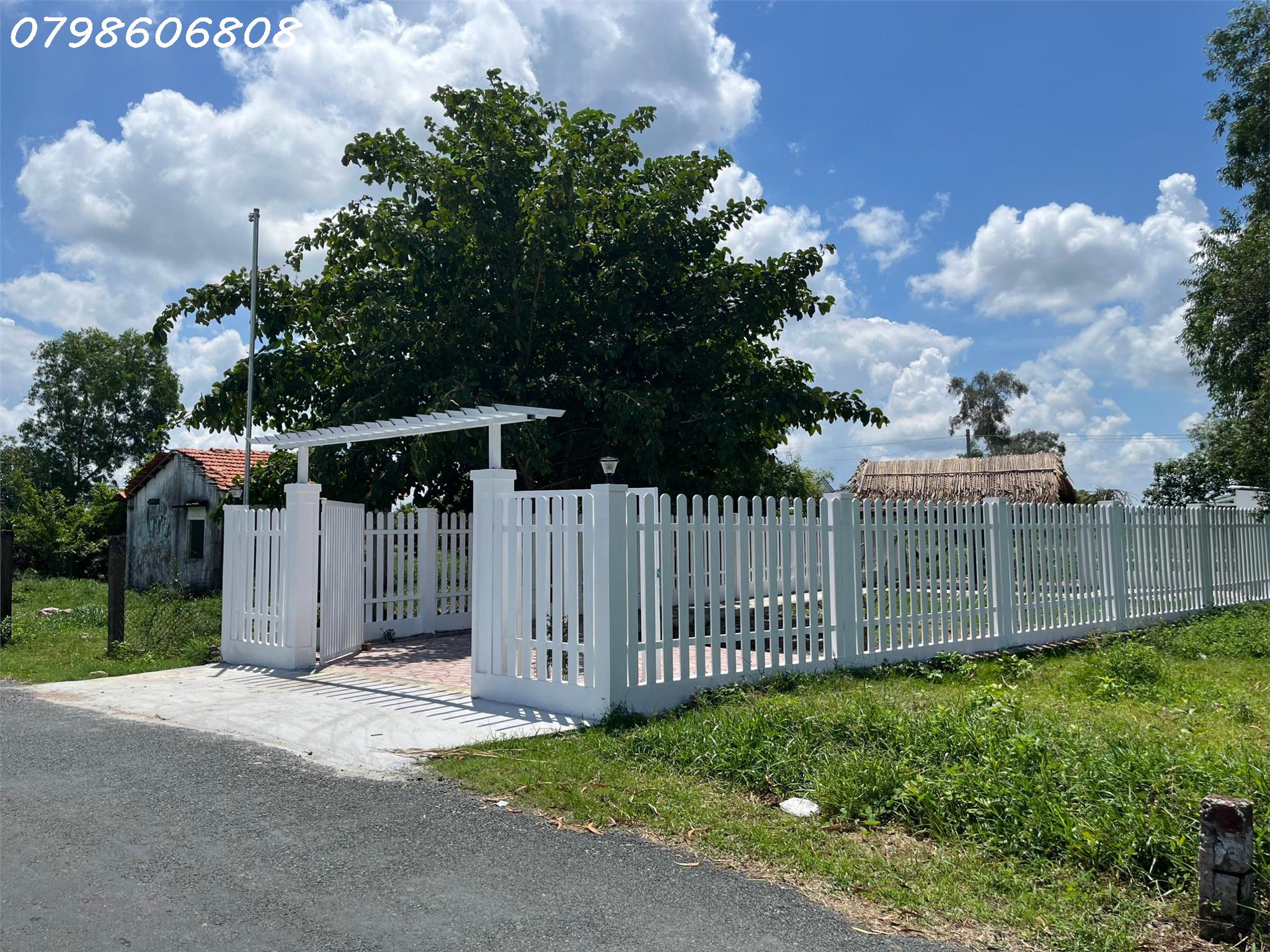 2b61e758de317a6f2320