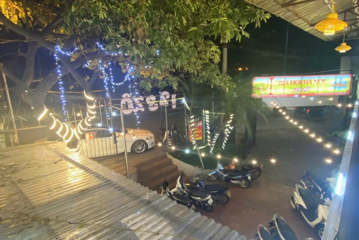 2b850430-dde2-40d0-a4e6-fcbaeffb1030