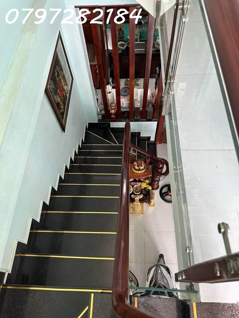 2hbj-28D66429-lztor520_21_lztor5j7