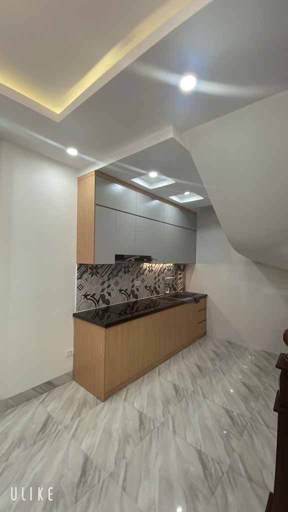 2y5l-B5664F8F-lzuuzl9t_17_lzuuzlnf