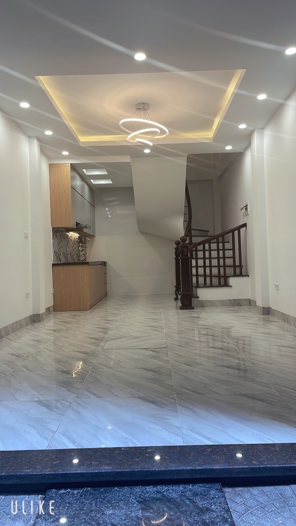 2y5l-B5664F8F-lzuuzl9t_7_lzuuzlex