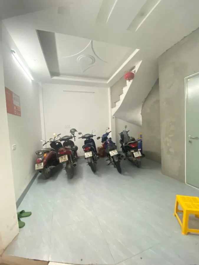 6049766f1ee9bbb7e2f8