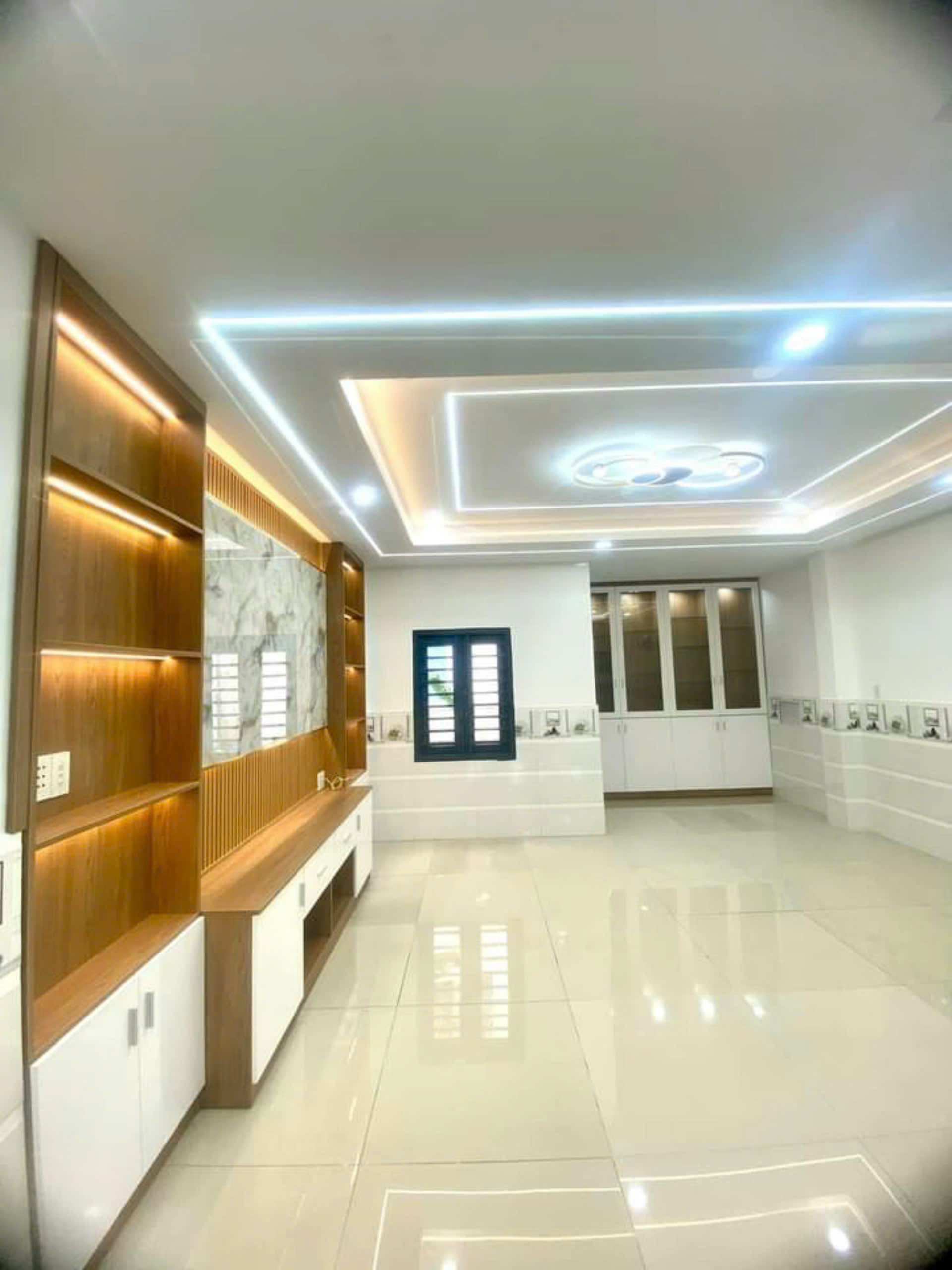 841293b97075d42b8d64