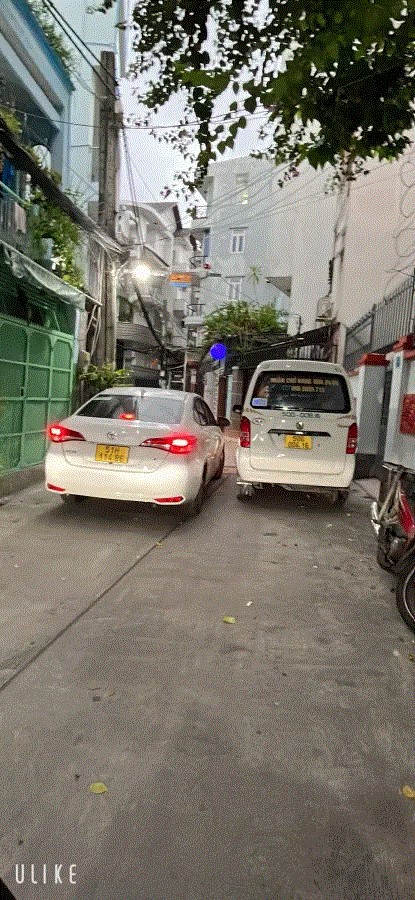 99ea7f8a-4fcc-58f9-890f-3bd064f7e90a