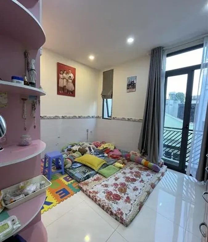 9e7182bb-97e4-5c63-a91d-1854afc2ec1c