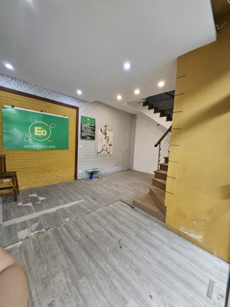 Mua-ban-nha-rieng-6ty-Duong-Lang-Dong-Da-Ha-Noi_000