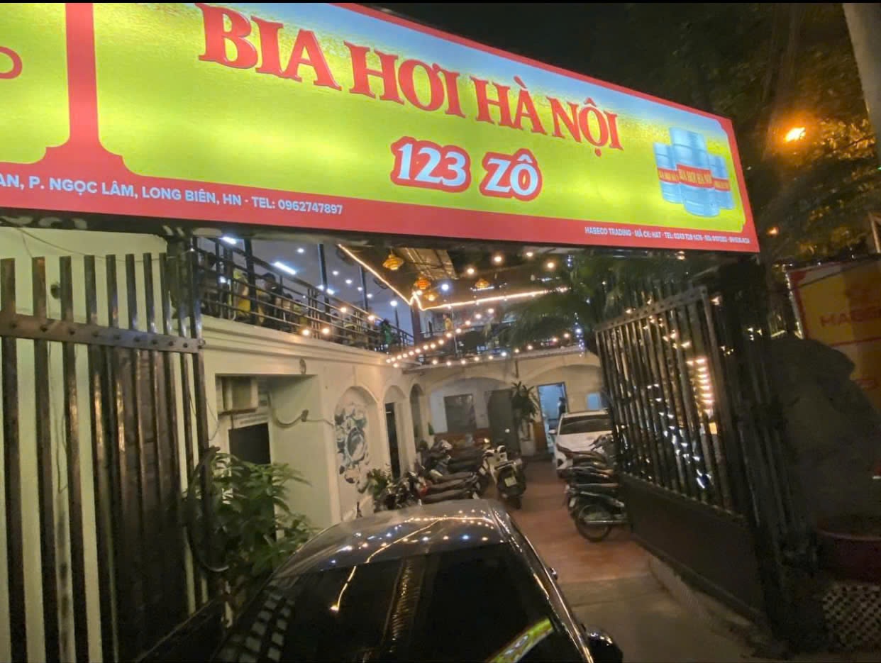 abb4f7c9-8c3b-485d-b00b-0c650e0e5361