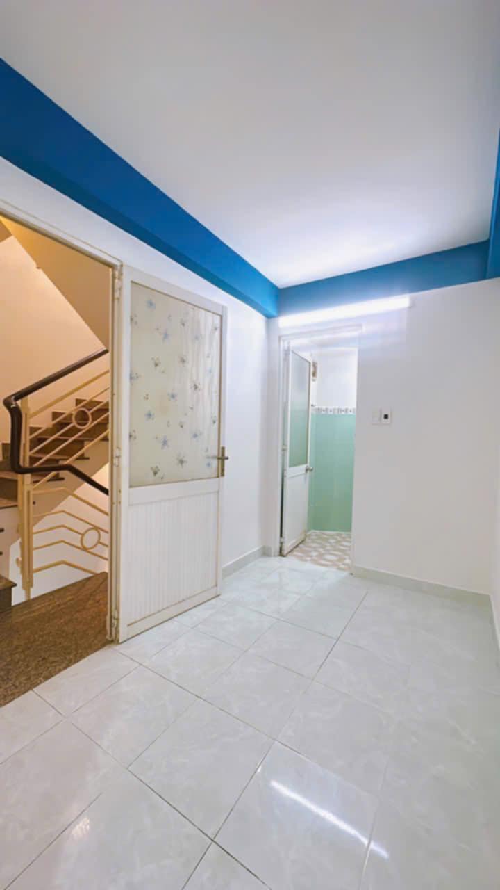 b01ac2f5-0fdc-46af-982f-a4d7d381fa72