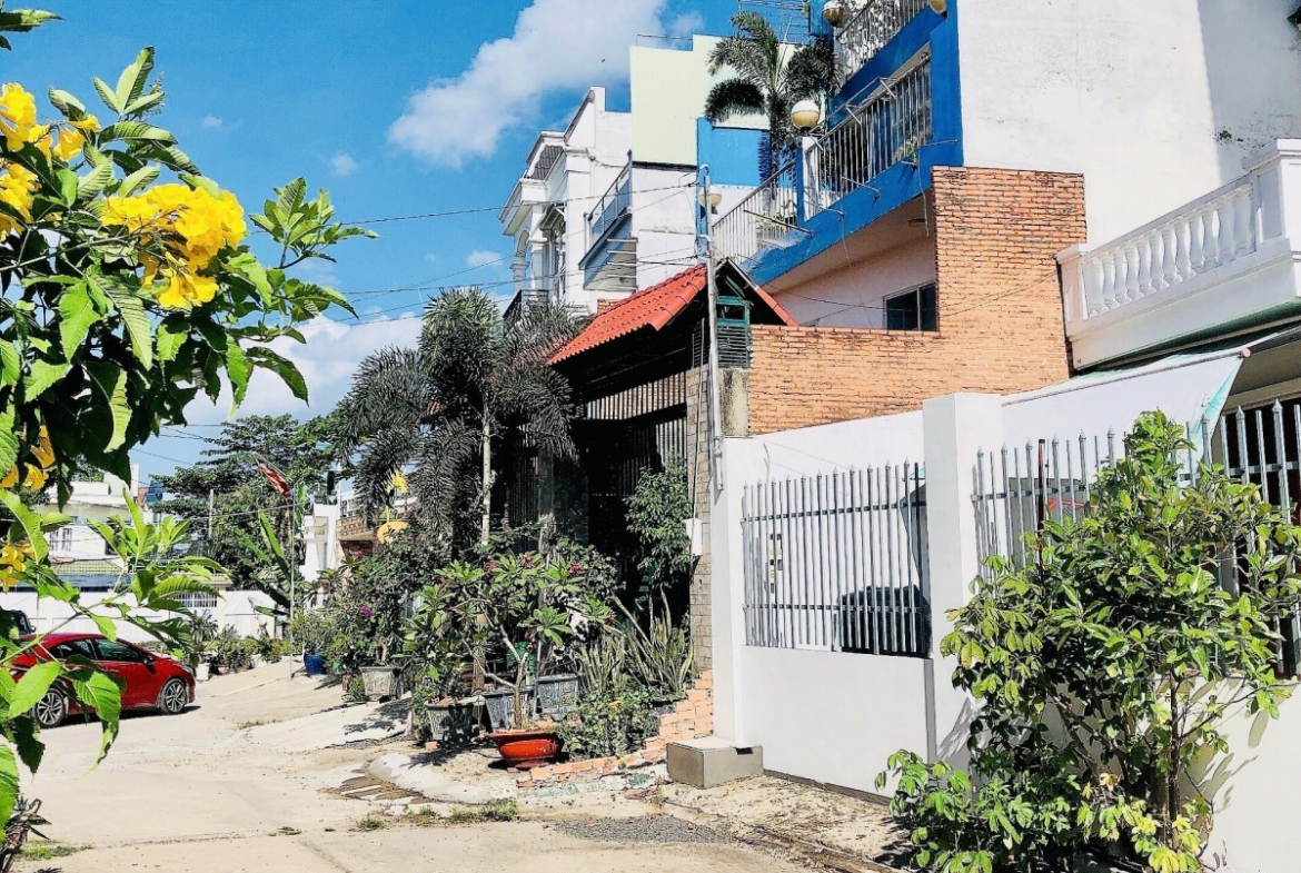 b9ce14fe6a74b528a2f5a91d8884c7ac