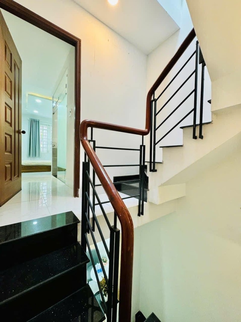 ban-nha-duong-so8-05