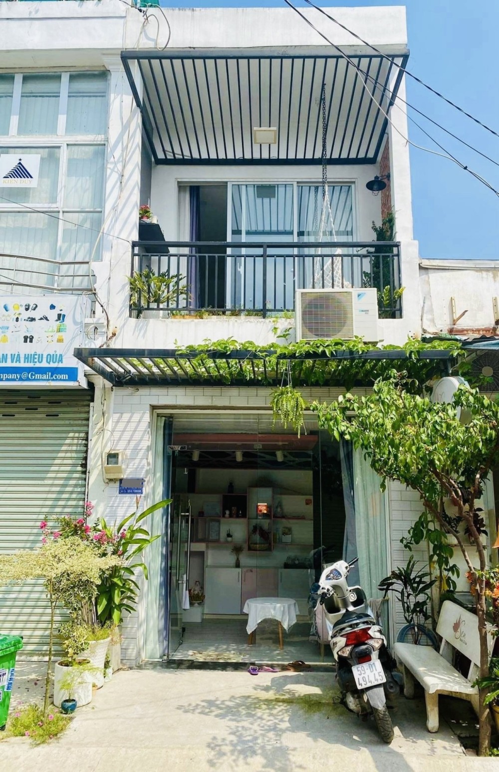 ban-nha-le-duc-tho-01