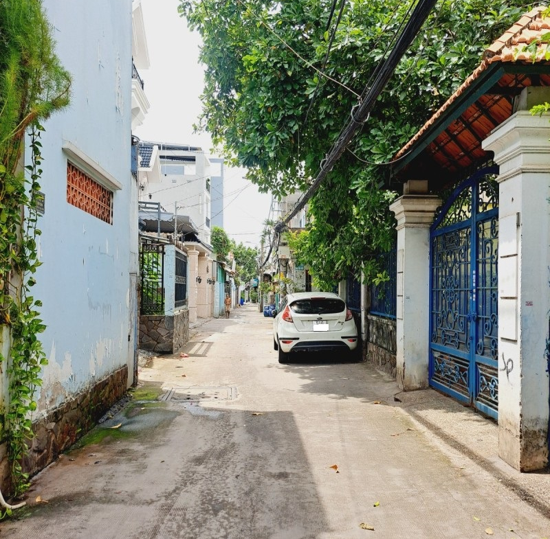 ban-nha-le-duc-tho-02