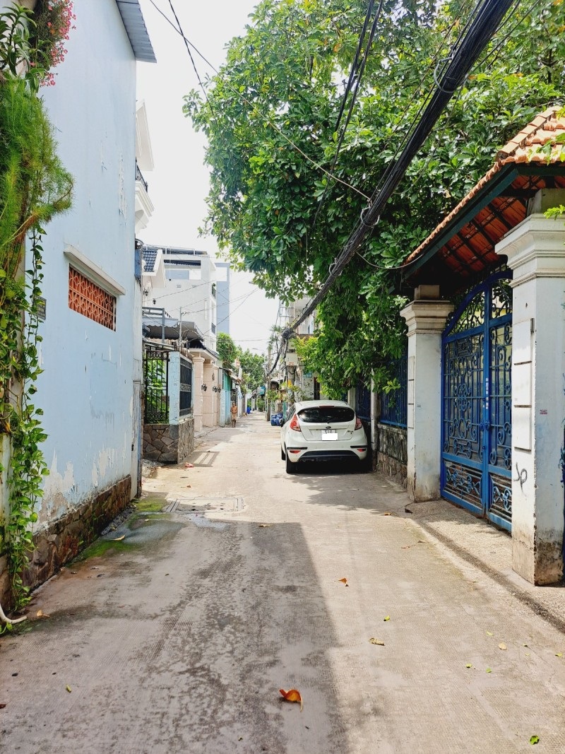 ban-nha-le-duc-tho-02