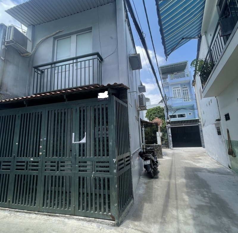 ban-nha-le-hoang-phai-02