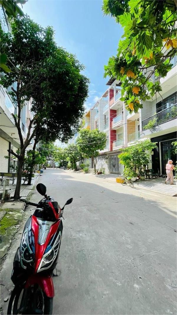 ban-nha-rieng-chinh-chu-linh-trung-thu-duc (28)