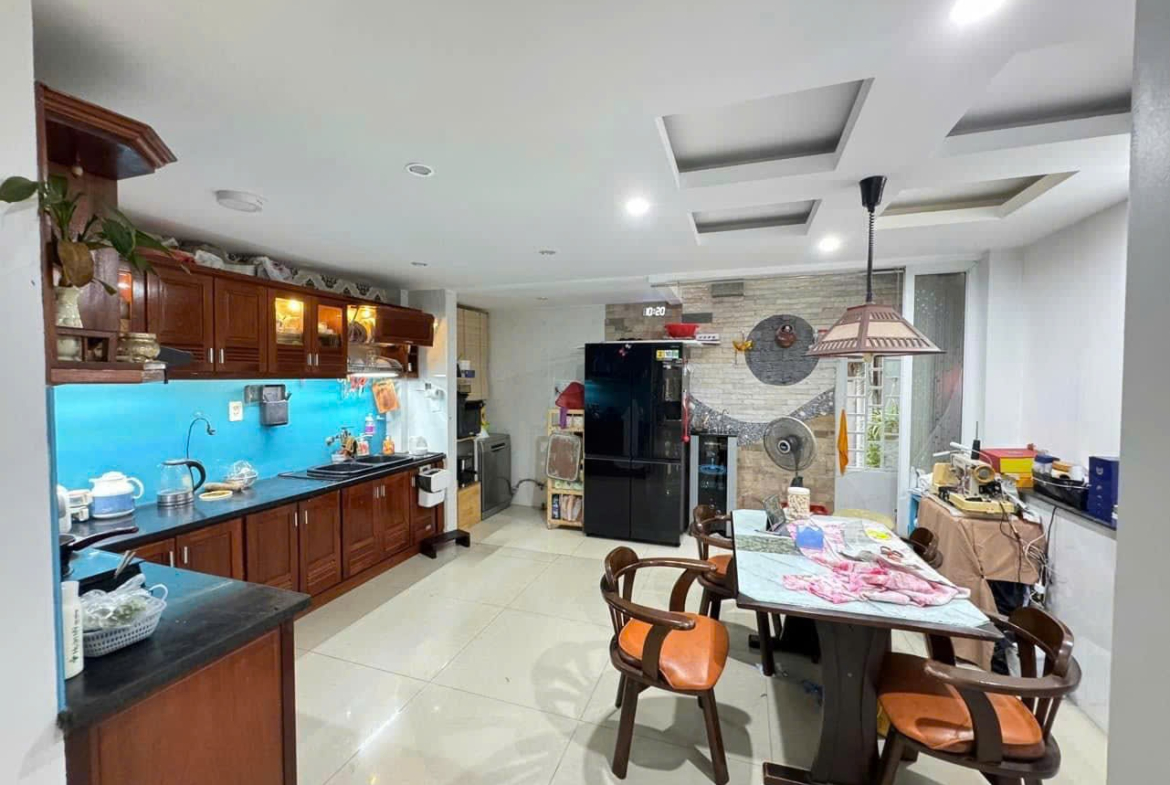 c0e464642e35896bd024