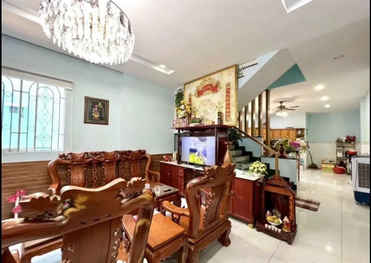 c3696919-1645-5010-98be-7d929cbe5e79