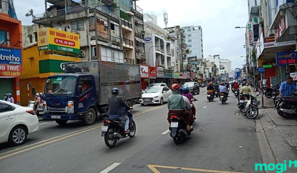 cho-thue-mat-bang-phan-dinh-phung-phu-nhuan-4