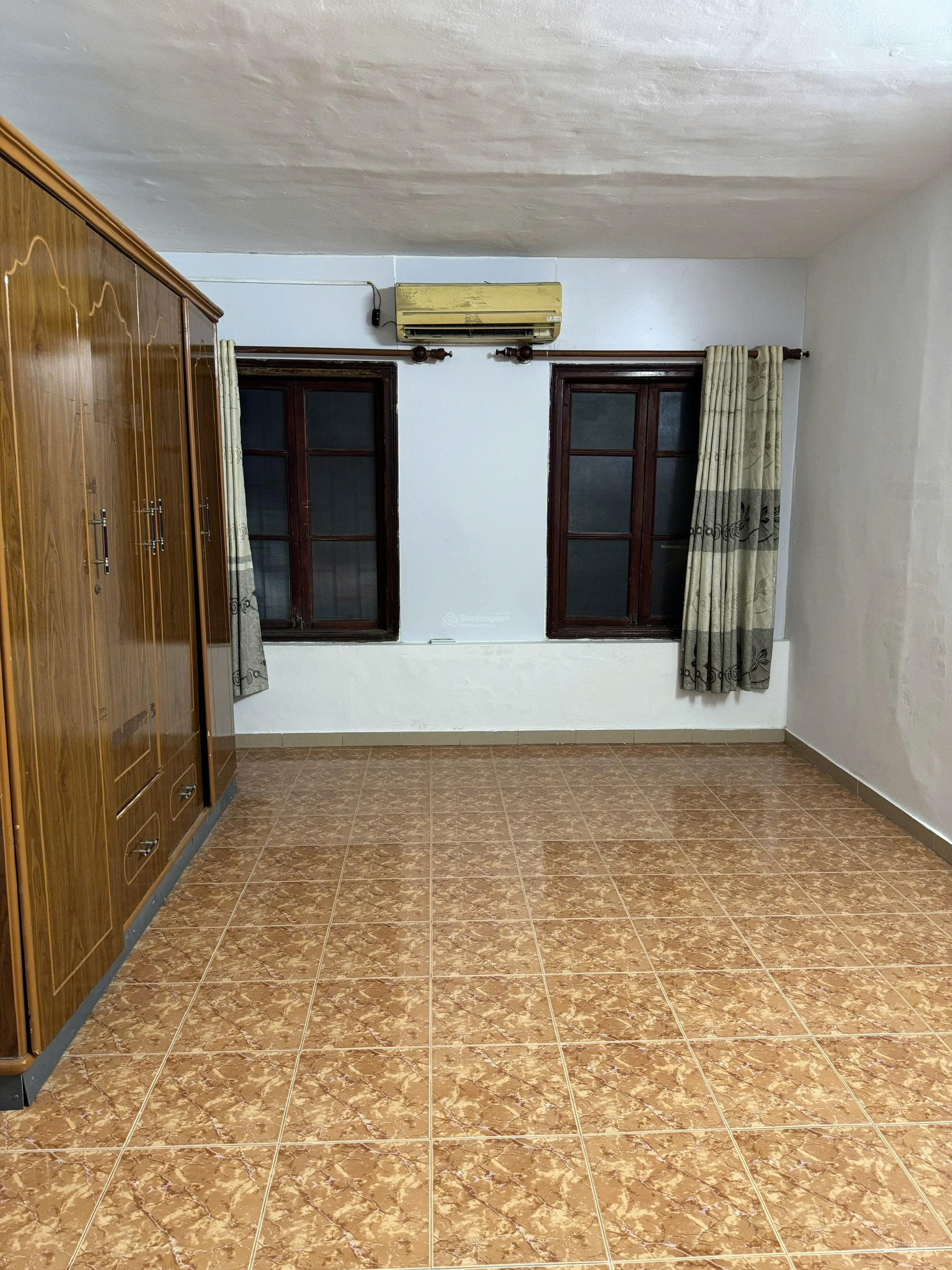 cho_thue_nha_can_ho_tap_the_bach_khoa (1)