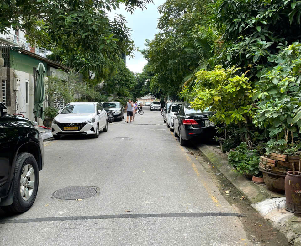 cho_thue_nha_lien_ke_hoang_van_thai (2)