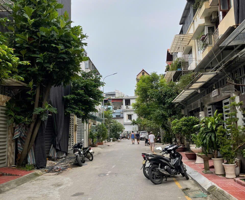 cho_thue_nha_lien_ke_hoang_van_thai (3)