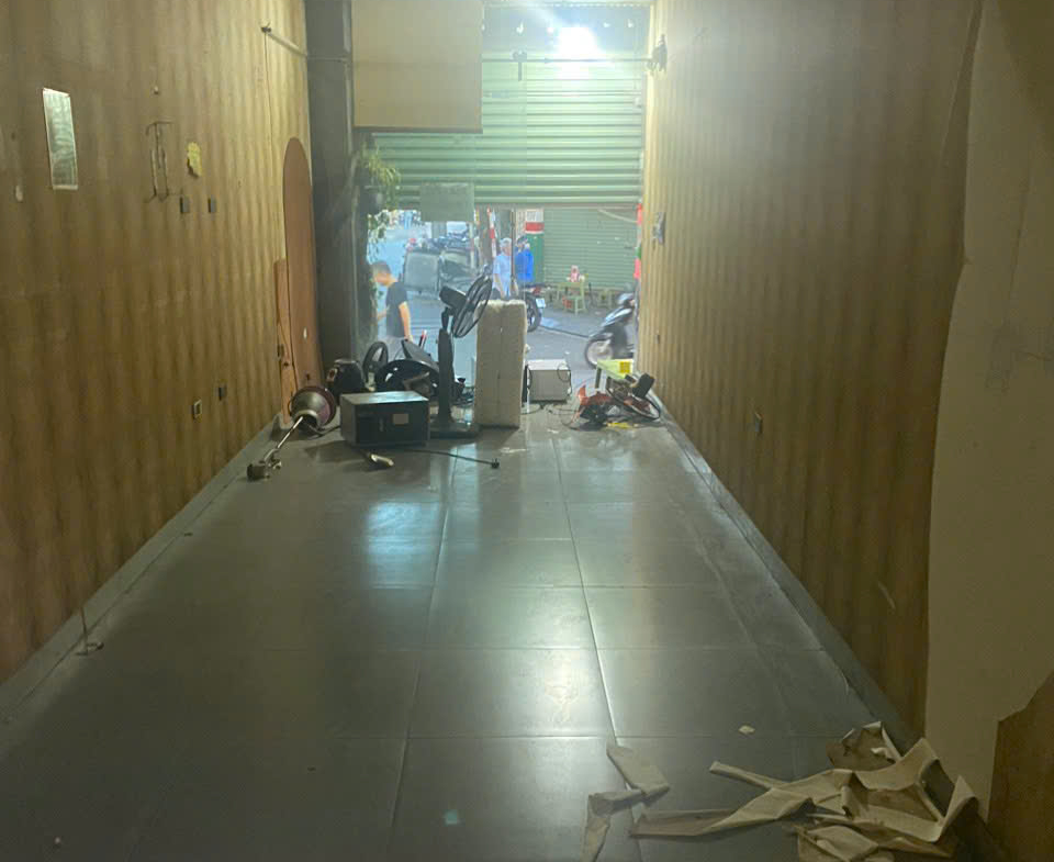 cho_thue_nha_mat_pho_dang_van_ngu (6)