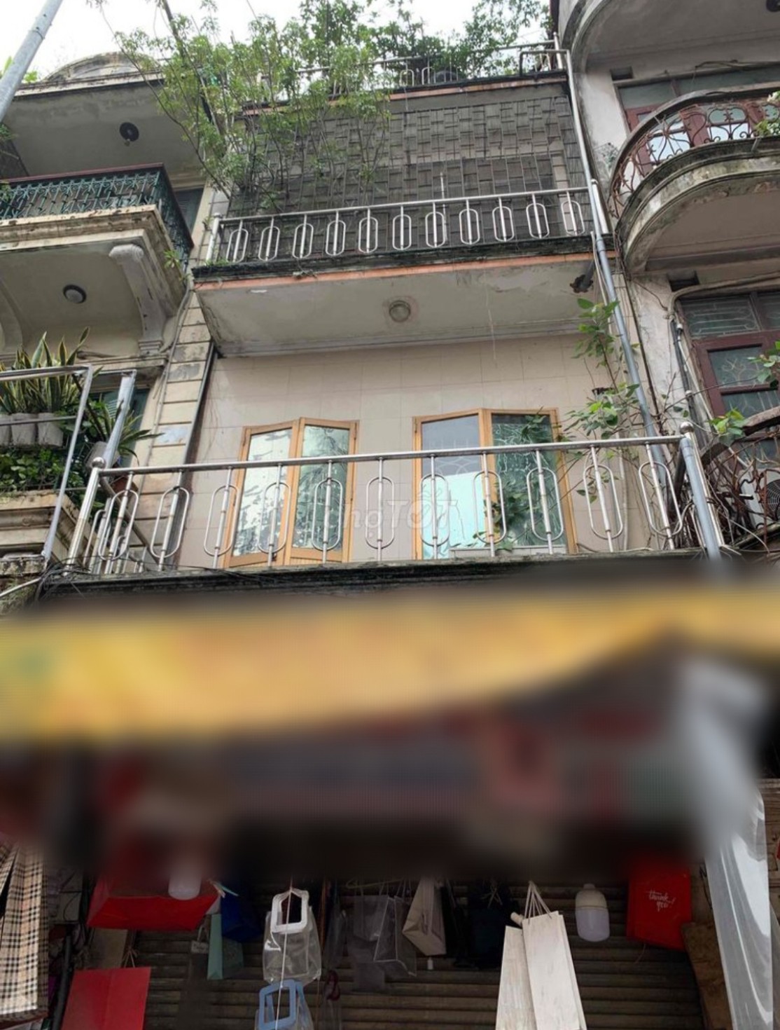 cho_thue_nha_mat_pho_hang_chieu (1)