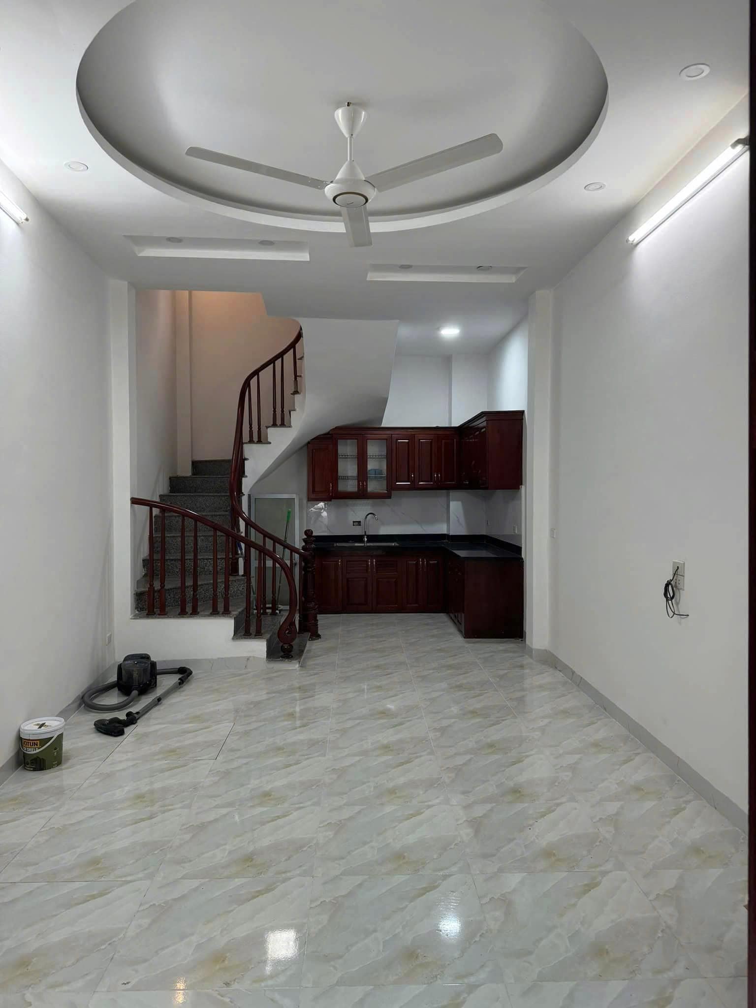 cho_thue_nha_ngo_o_to_vinh_tuy_hoang_mai (5)