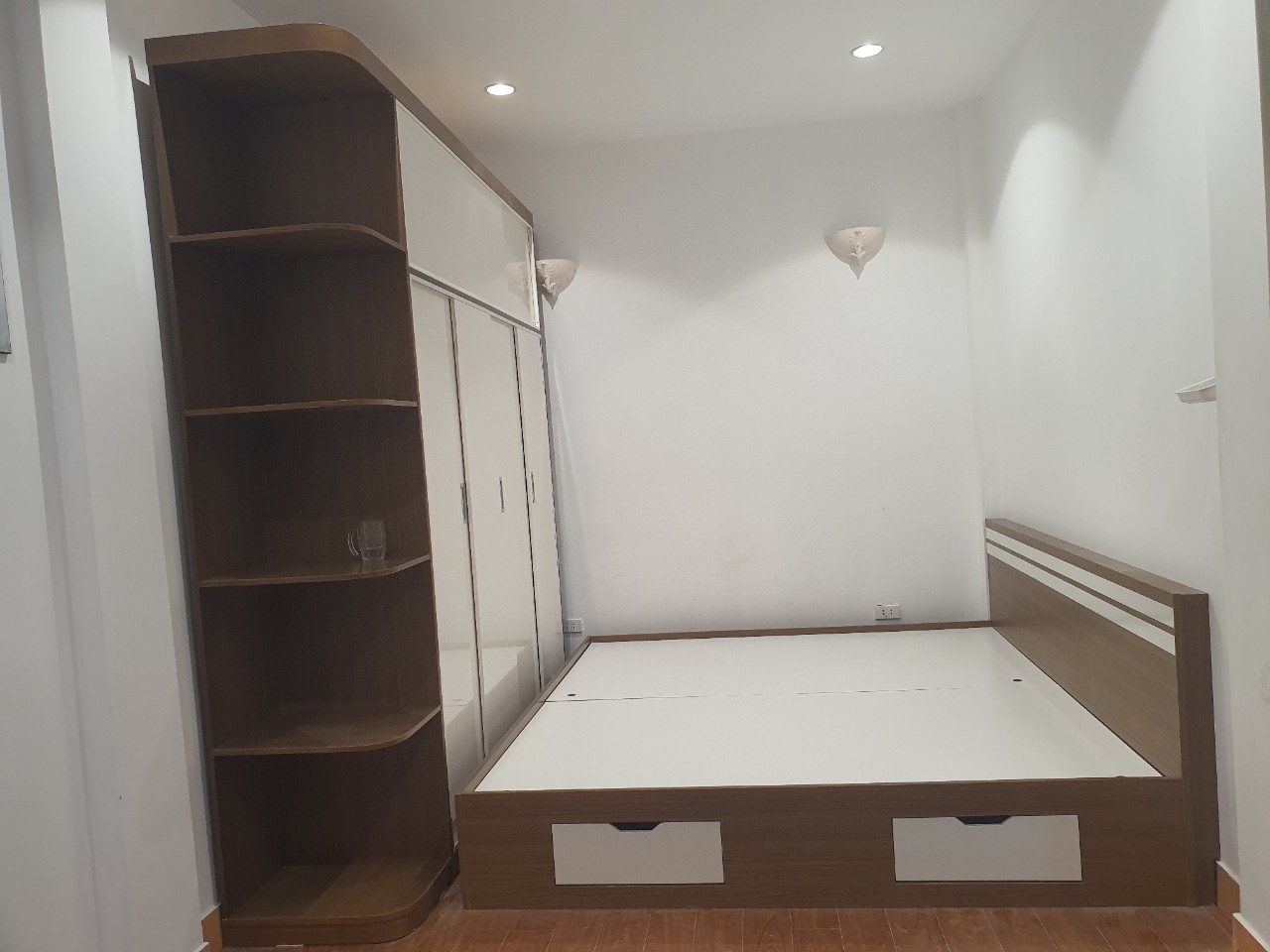 cho_thue_nha_pho_lac_nghiep (3)