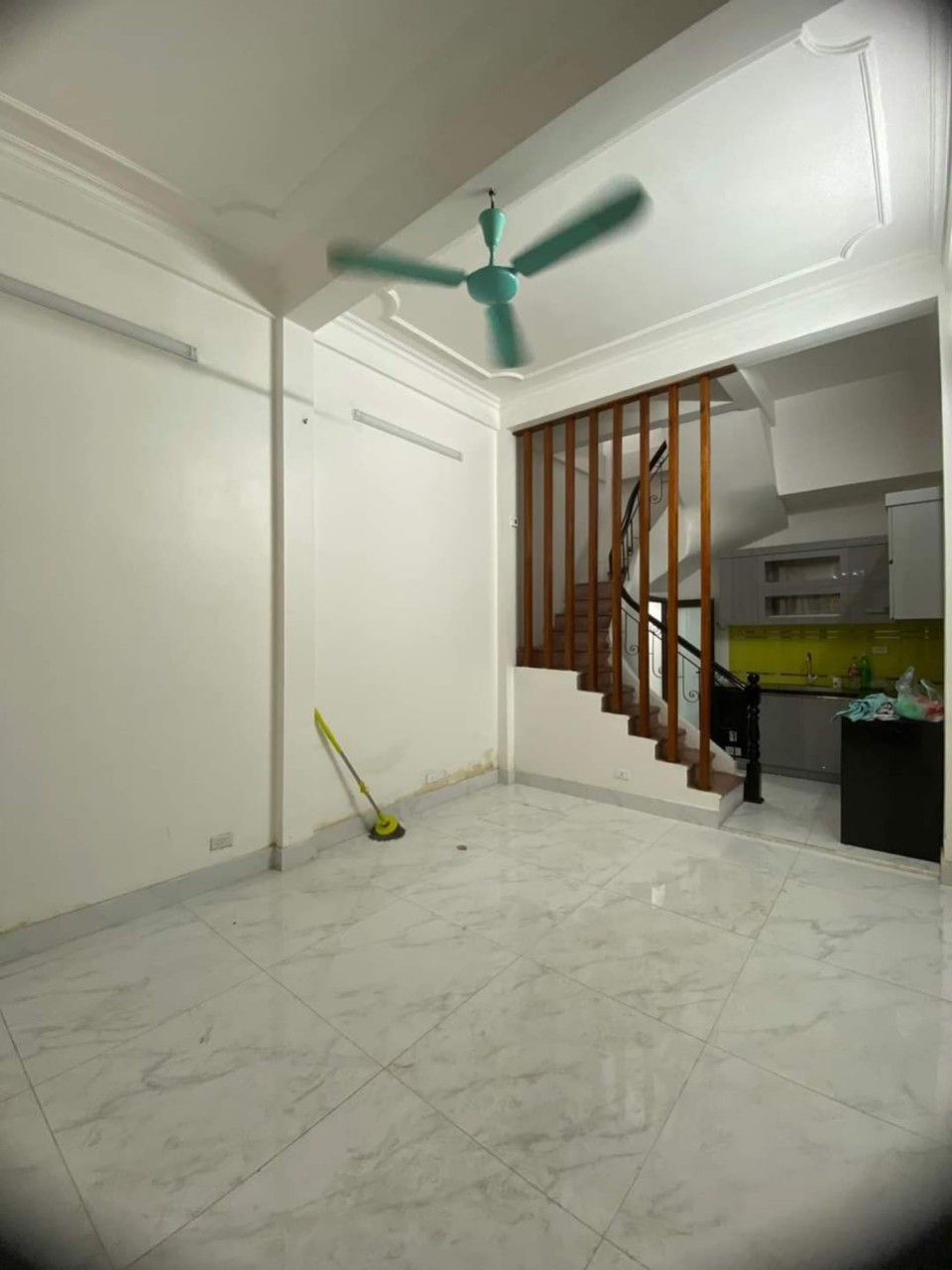 cho_thue_nha_trung_ta_kham_thien (1)