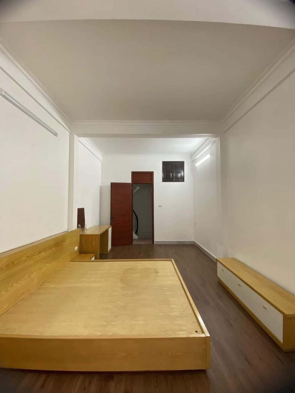 cho_thue_nha_trung_ta_kham_thien (4)