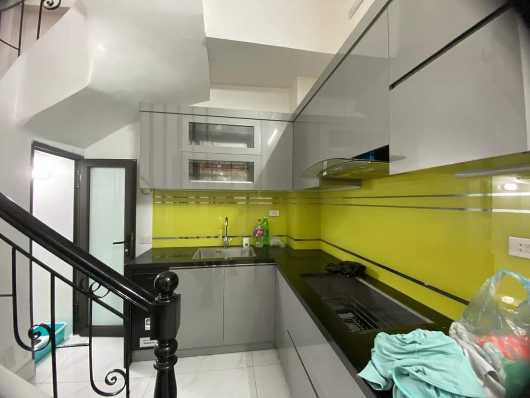 cho_thue_nha_trung_ta_kham_thien (9)