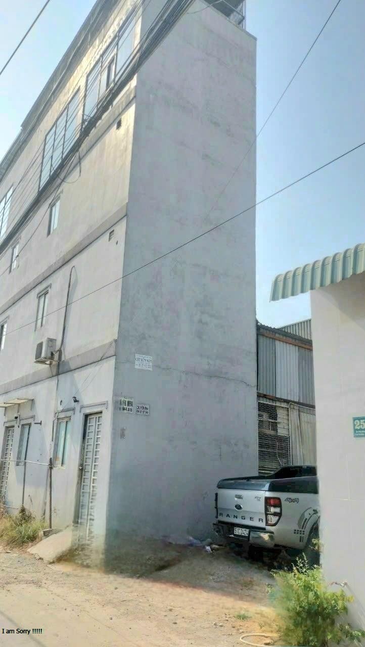 f55e1a8b6064d185a1f5fdab48f10ce1