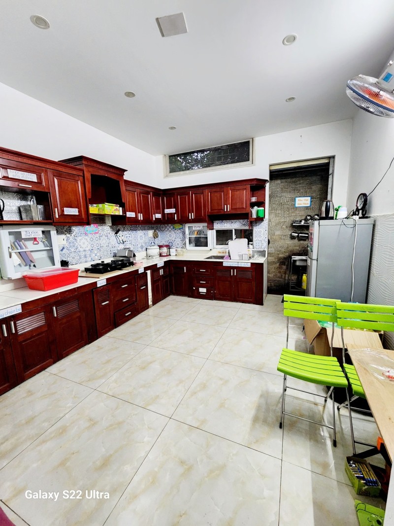 fe725f650e6603389156ee24a561c737.md