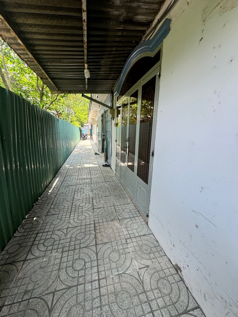 ku7-1E58C657-lzb847fa_18_lzb847y9