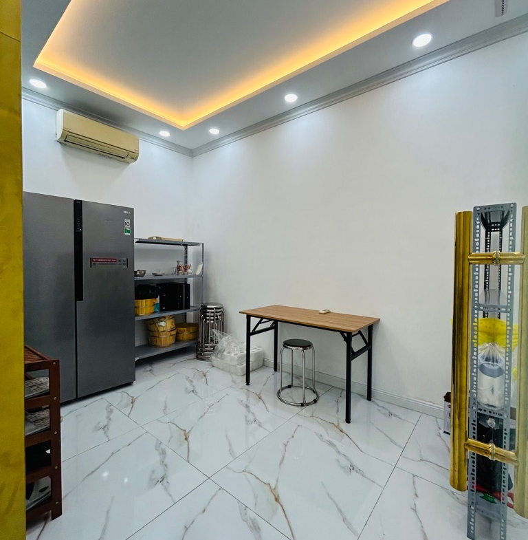 wzd-B52CD690-lzox9ue1_15_lzox9uti