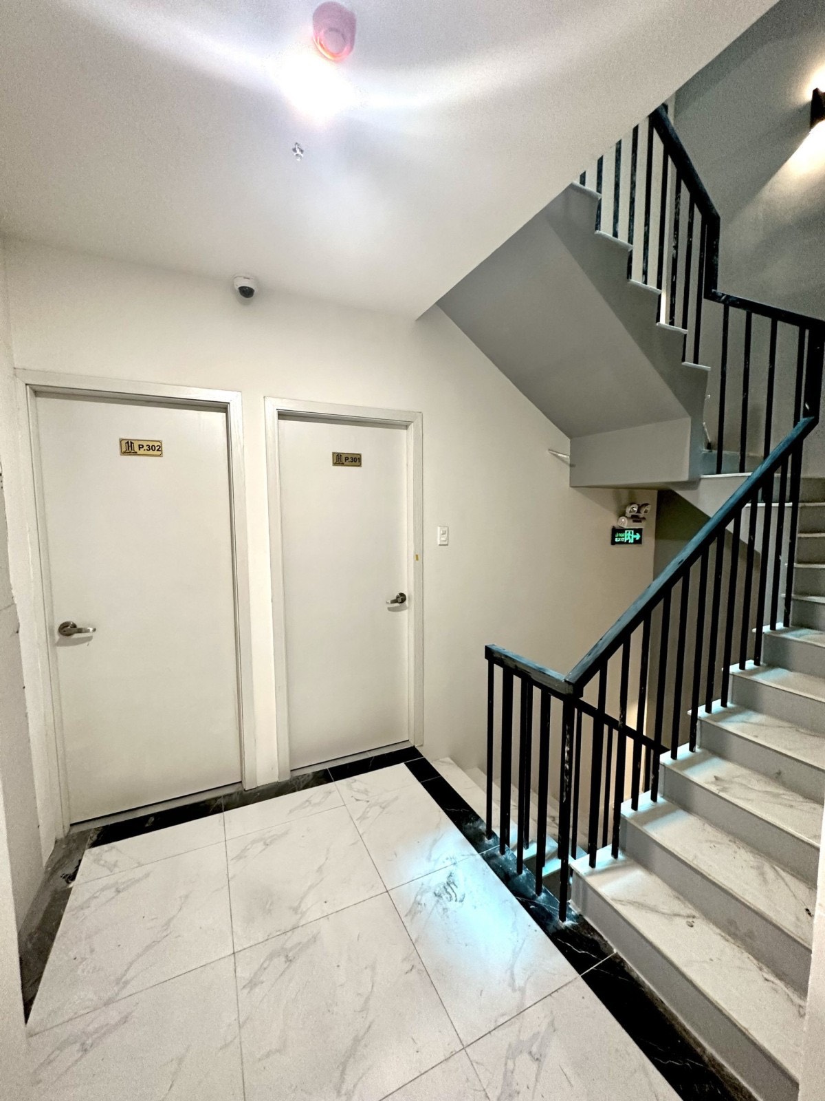 z5306186328361_f8fb798d2c3e761a7349aac51d7d3967