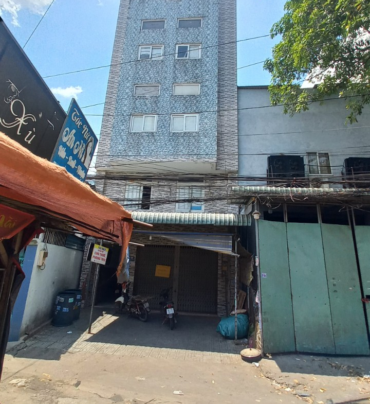 z5389402990577_b2d50416289146a8e7821c64b35ad77e