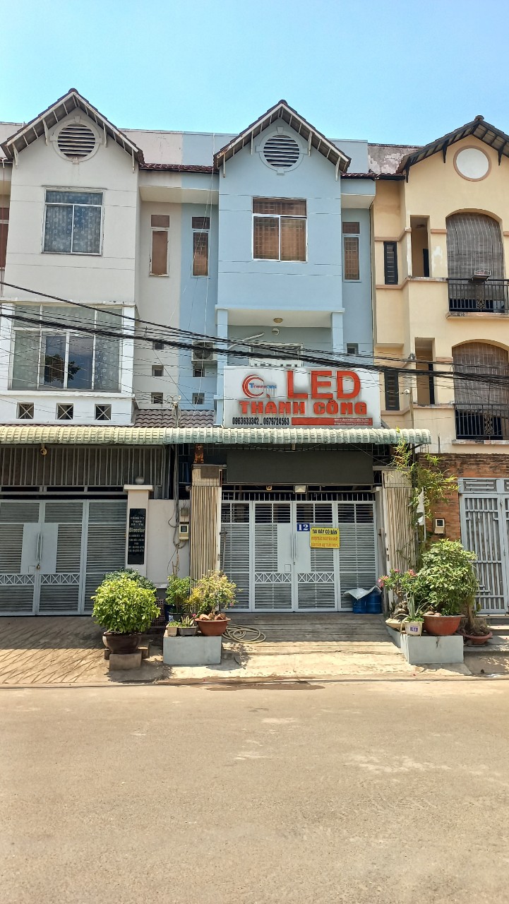 z5390827926409_639215bd8b437947416a523826090973