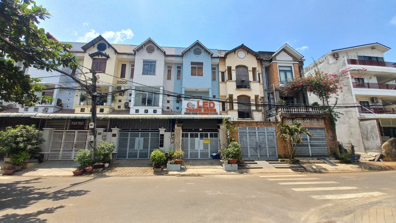 z5390827933890_39c9a9af474db2db6123aa9f267a24df