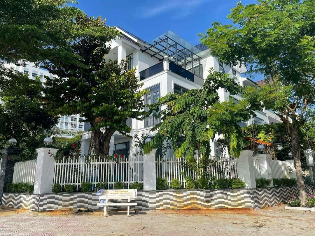 z5436092837689_5d2a52e6d2d698dd60a6f3df2313c3a4