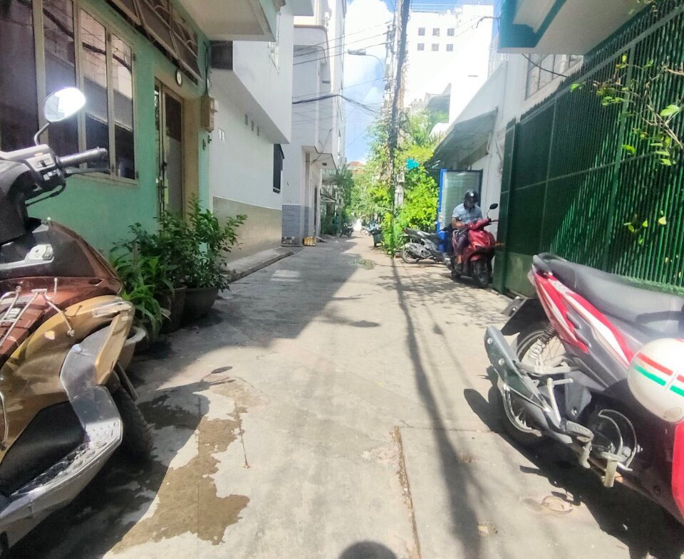 z5473989975581_2e4d4b95b999a4686997c91d0aacca7d