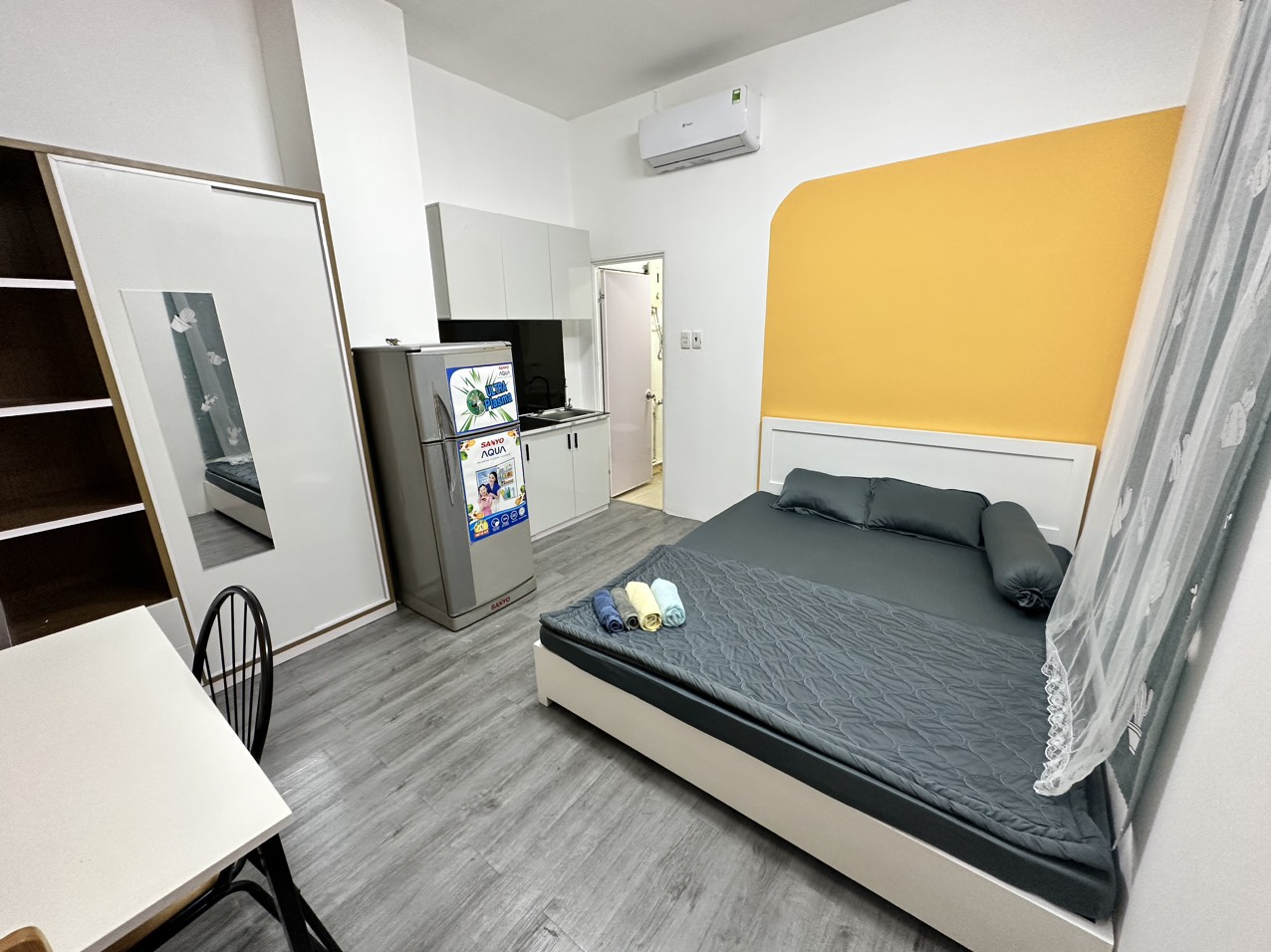 z5566833210230_c2455059cda579265691723d23474e2c