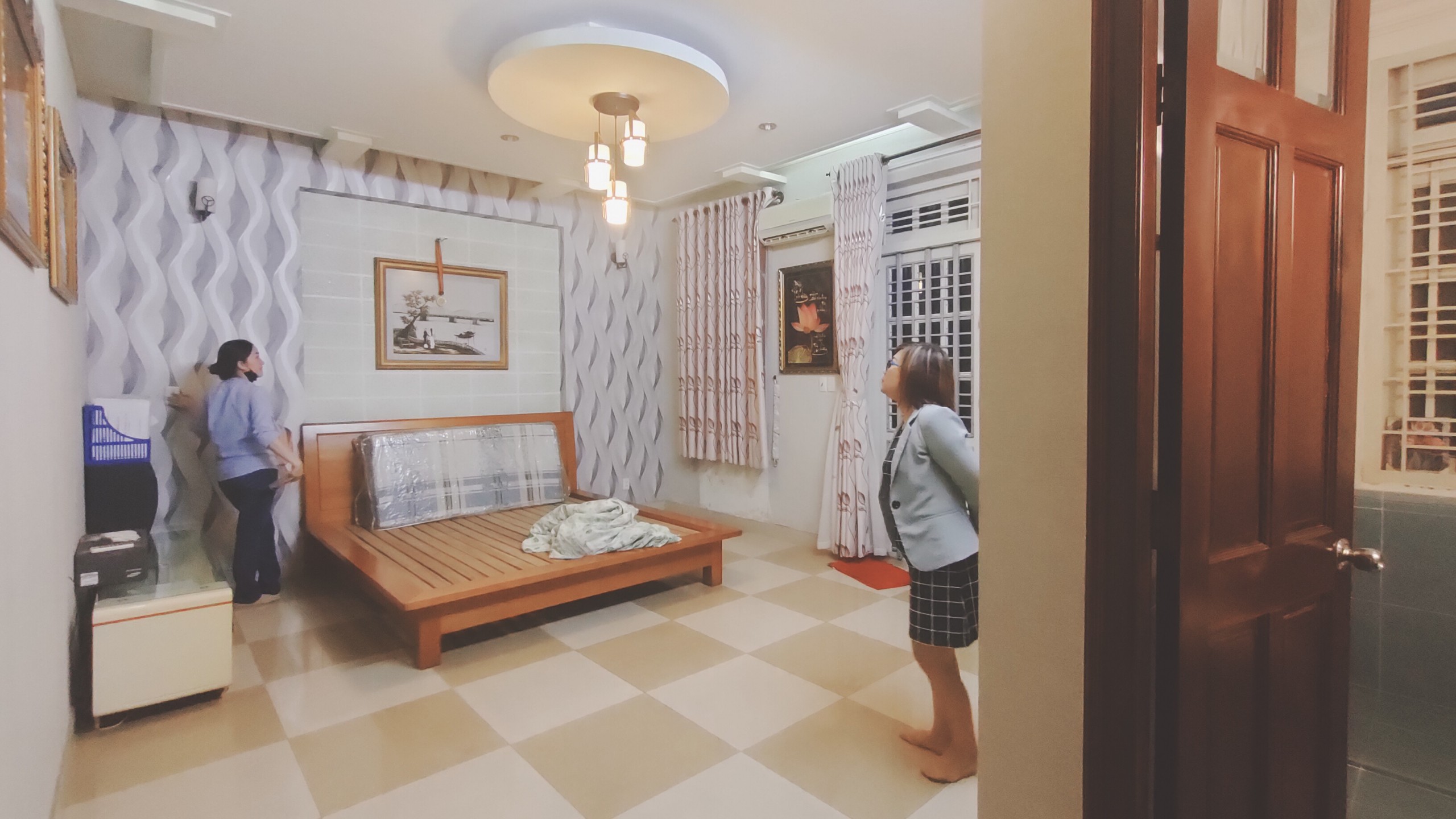 z5621171106471_31cc5b6a4917803a1f3a6e19c1f3919c