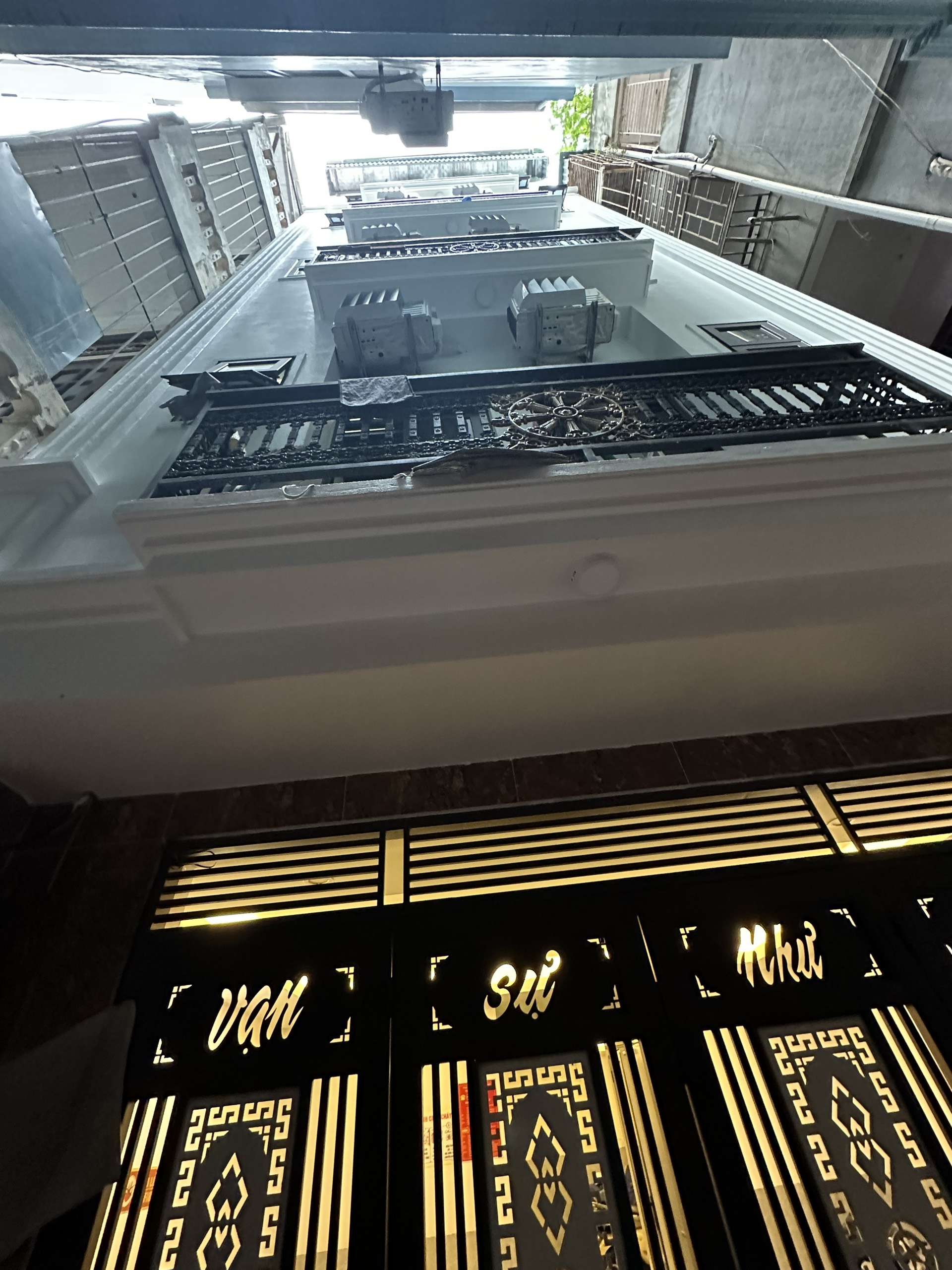 z5647106648329_5d35cf4aba904b0f328288c8d4ef70f4