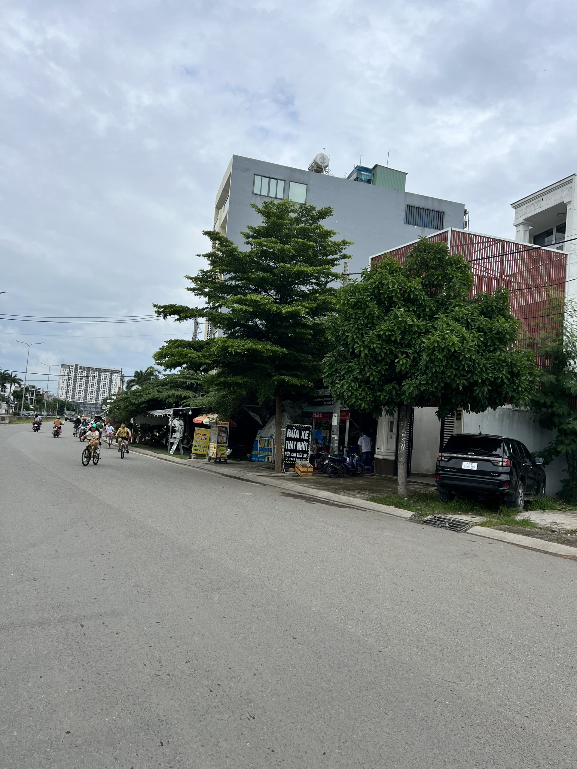 z5653520474512_97db5ffd1ebb5f6533bdd5537aaf2378