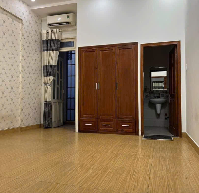 z5653868856573_69df88a1e67cdc9a17375f857c30ad6f